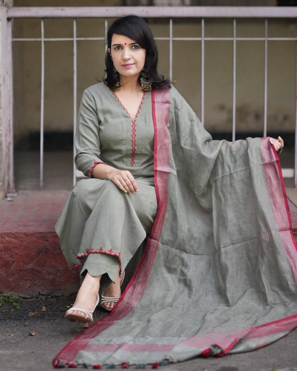 Premium Light Grey Straight Kurta Pant Set with Designer Dupatta