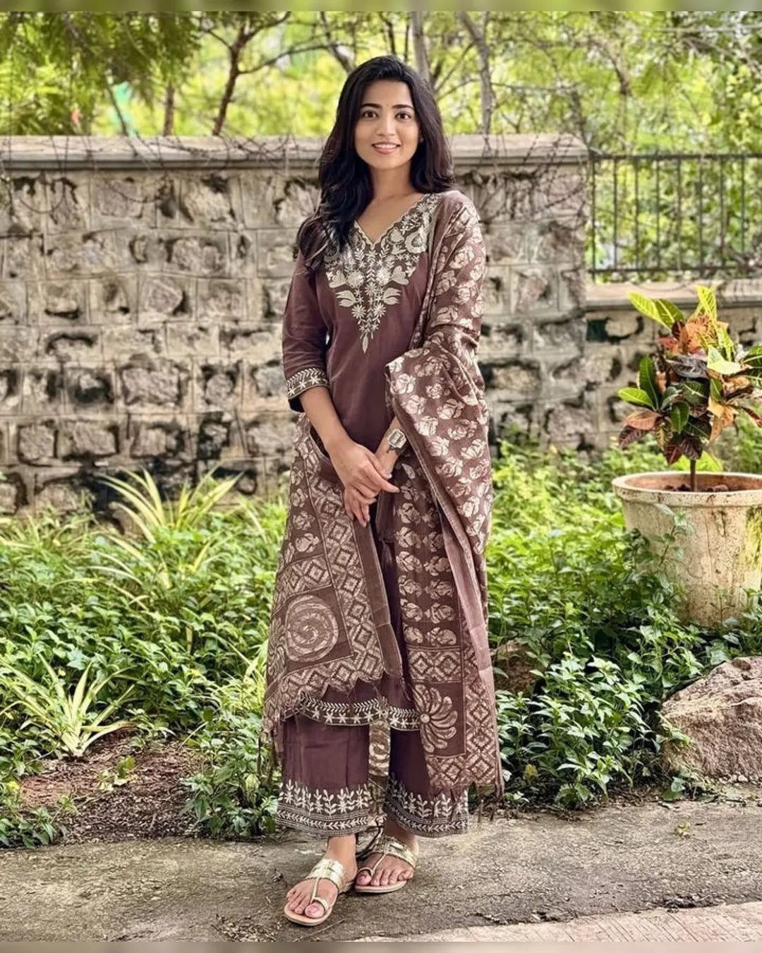 Women Ethnic Motifs Embroidered Pure Cotton Kurta with Trousers & Dupatta