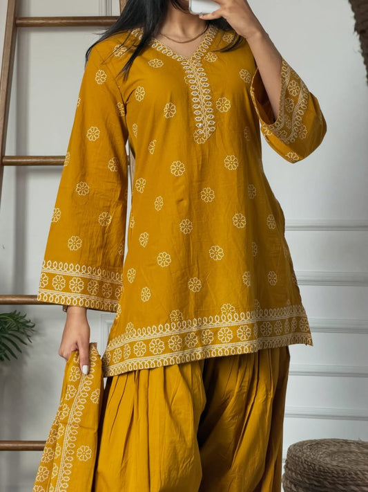 Premium Yellow Floral Printed Kurta Palazzo Suit Set