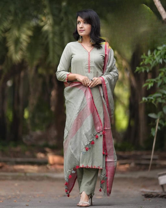 Premium Light Grey Straight Kurta Pant Set with Designer Dupatta